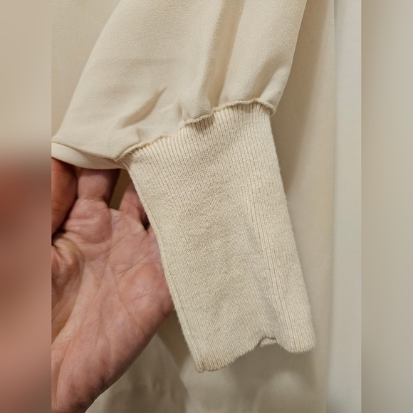 ARITZIA | Babaton Hamish Blouse Flowy Poncho. Very oversized. Sz XXS. No flaws. - Picture 3 of 7